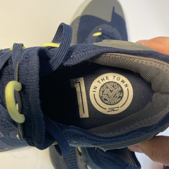 RARE 🔥🔥Under Armour UA Curry 6 International Boulevard 3020612-402 Shoes 6.5Y - Picture 5 of 8